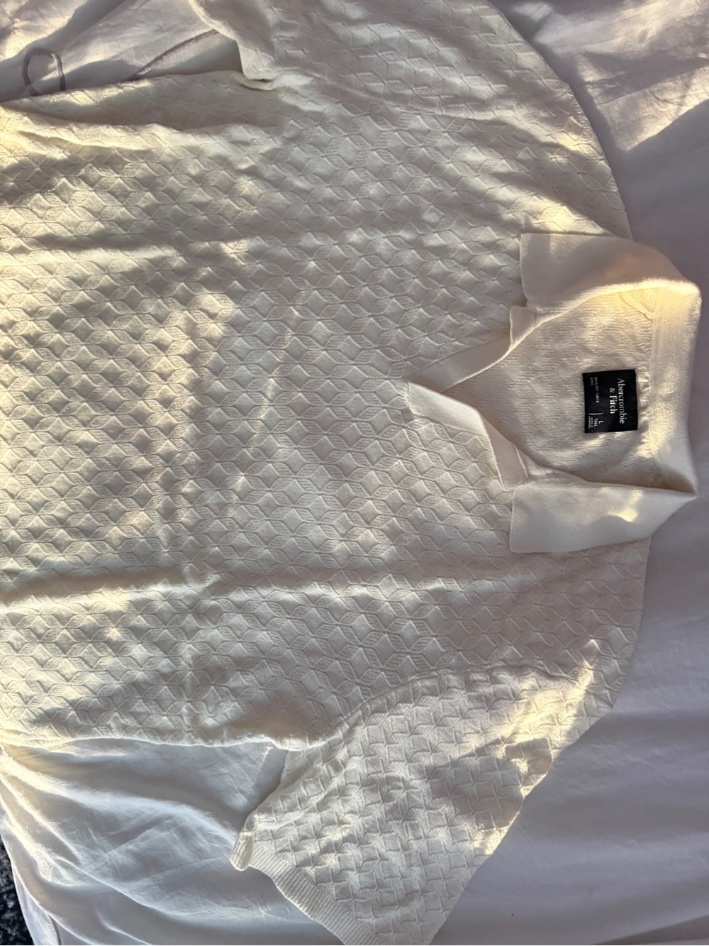 Brand New Men’s Abercrombie & Fitch White Textured Polo Top